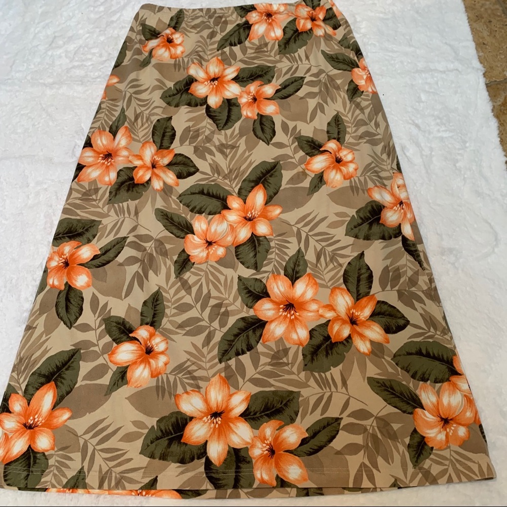 Liz Claiborne Long Skirt Elastic Waist Size L